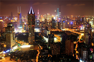 ＊＊Expanding Horizons： Speech Courses in Shanghai＊＊